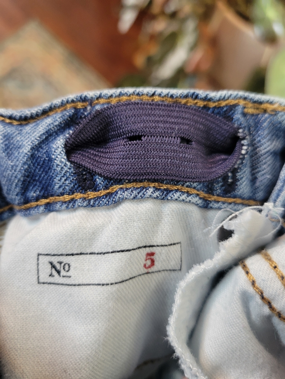 Polo Ralph Lauren Light Wash Rolled Cuff Flower Embroidered Jean Shorts, Size 5 - Picture 7 of 7